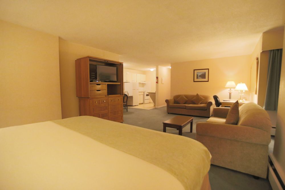 Howard Johnson Hotel By Wyndham Victoria Buitenkant foto